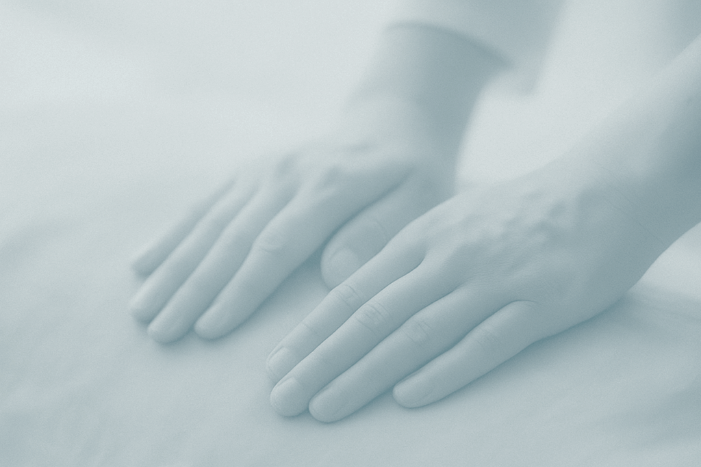 手のイメージ写真